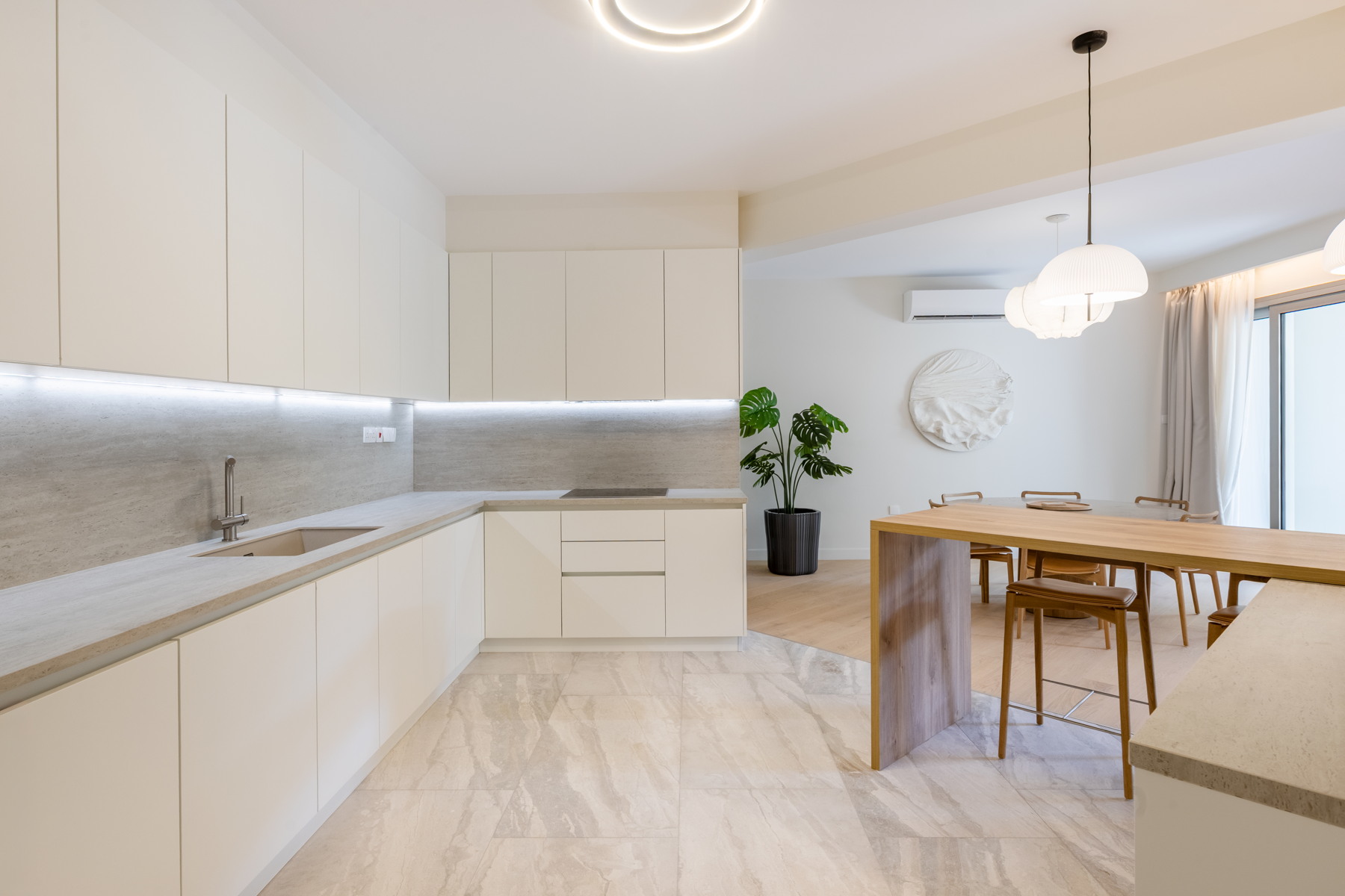  Three Bedroom Ground Floor Apartment 200 m from the Beach in Germasogeia - 物件實景
