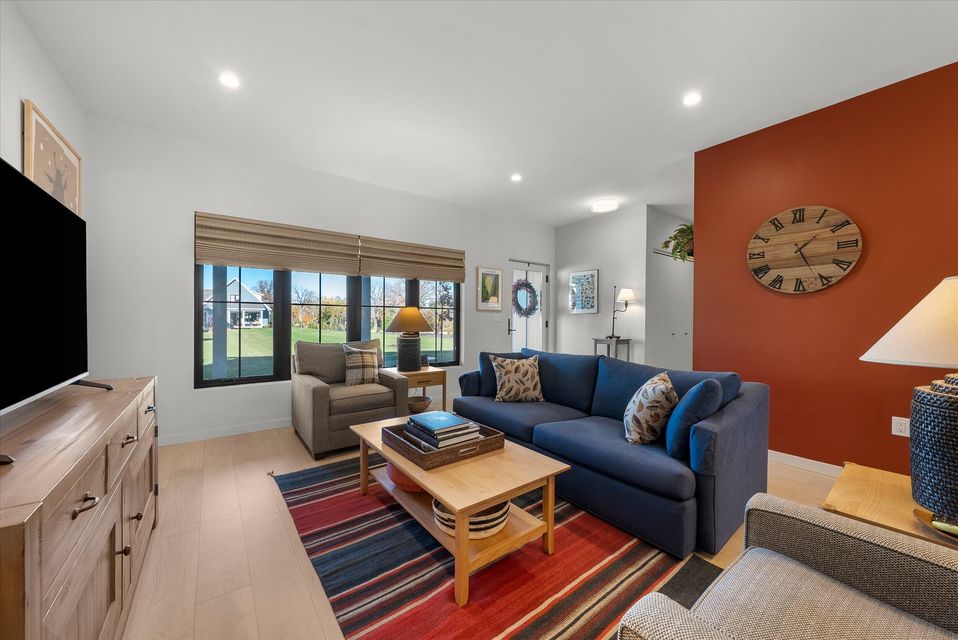 Kohler, Wisconsin, 53044, United States, 3 Bedrooms Bedrooms, ,3 BathroomsBathrooms,Residential,For Sale,1987425