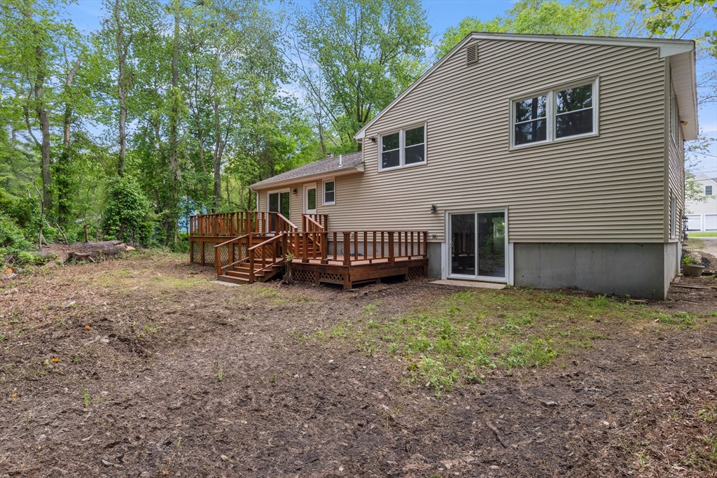 Mansfield, Massachusetts, 02048, United States, 4 Bedrooms Bedrooms, ,2 BathroomsBathrooms,Residential,For Sale,1942588
