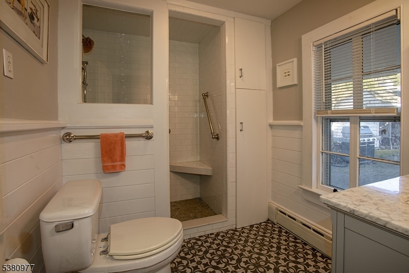 Andover Twp., New Jersey, 07860, United States, 4 Bedrooms Bedrooms, ,3 BathroomsBathrooms,Residential,For Sale,1941972
