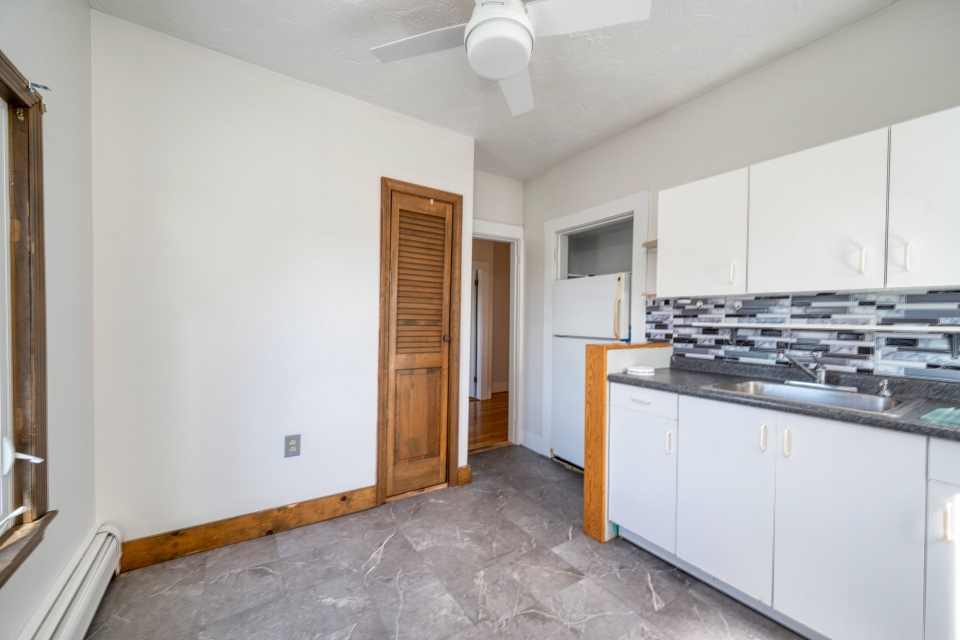 Hull, Massachusetts, 02045, United States, 6 Bedrooms Bedrooms, ,3 BathroomsBathrooms,Residential,For Sale,1978690