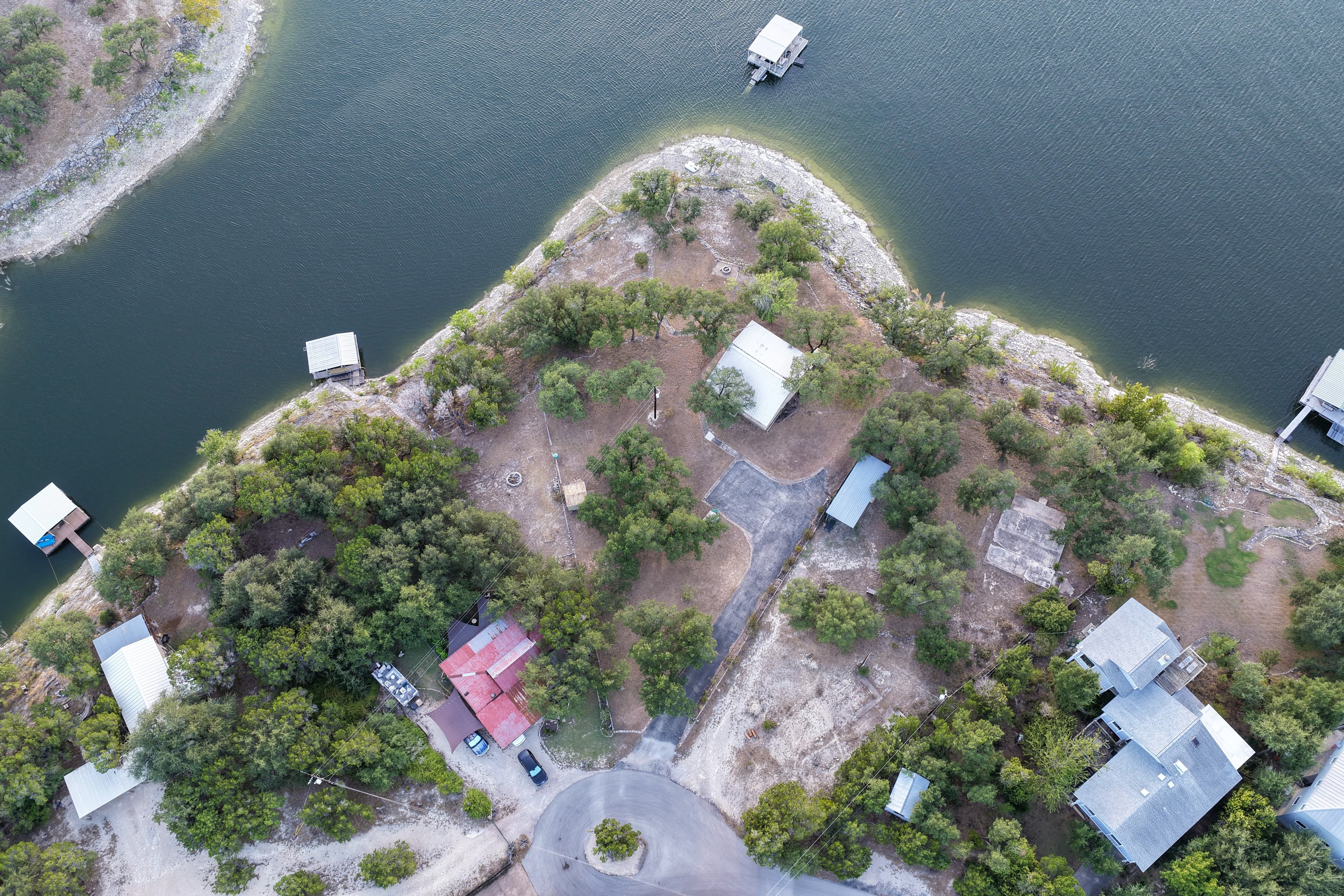  Private Deep-Water Retreat on Lake Travis, Permits in Hand - 物件實景