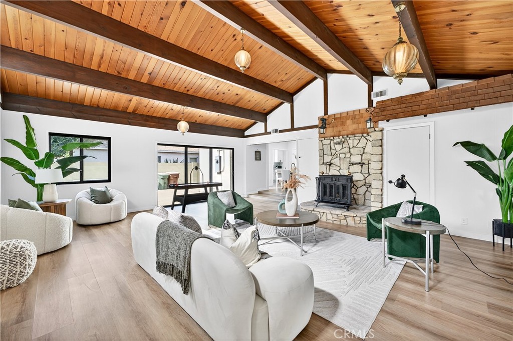 Anaheim, California, 92805, United States, 3 Bedrooms Bedrooms, ,3 BathroomsBathrooms,Residential,For Sale,1927915