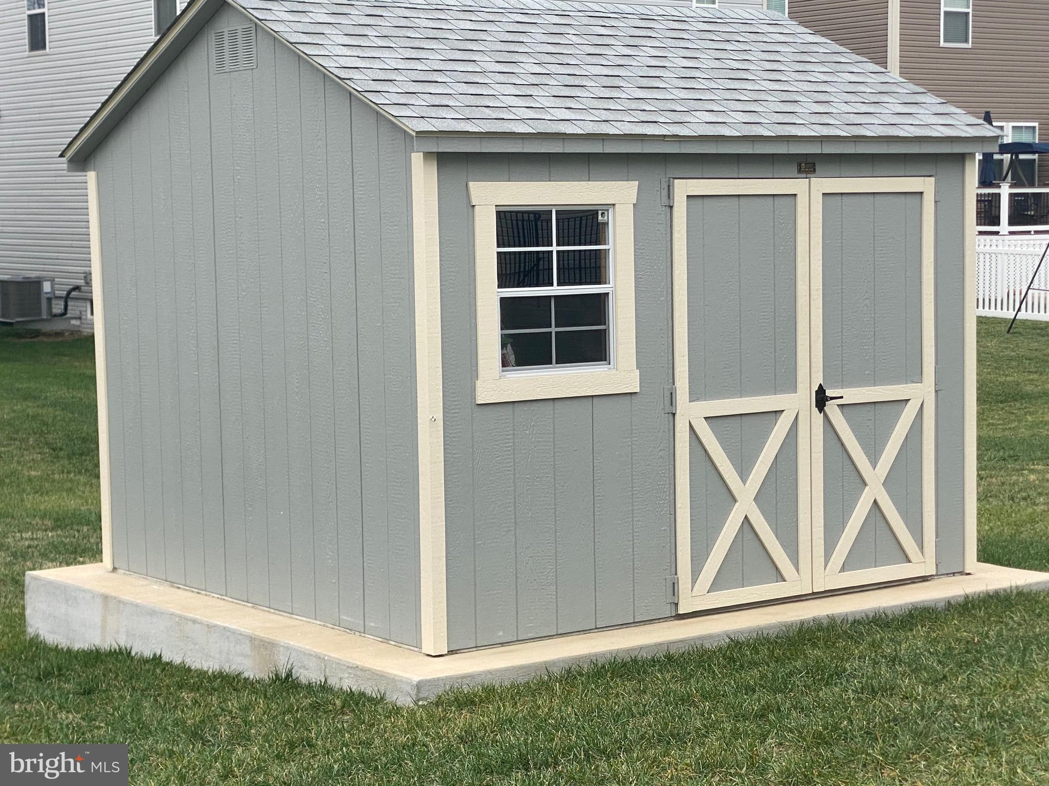 Jeffersonton, Virginia, 22724, United States, 4 Bedrooms Bedrooms, ,3 BathroomsBathrooms,Residential,For Sale,2005610