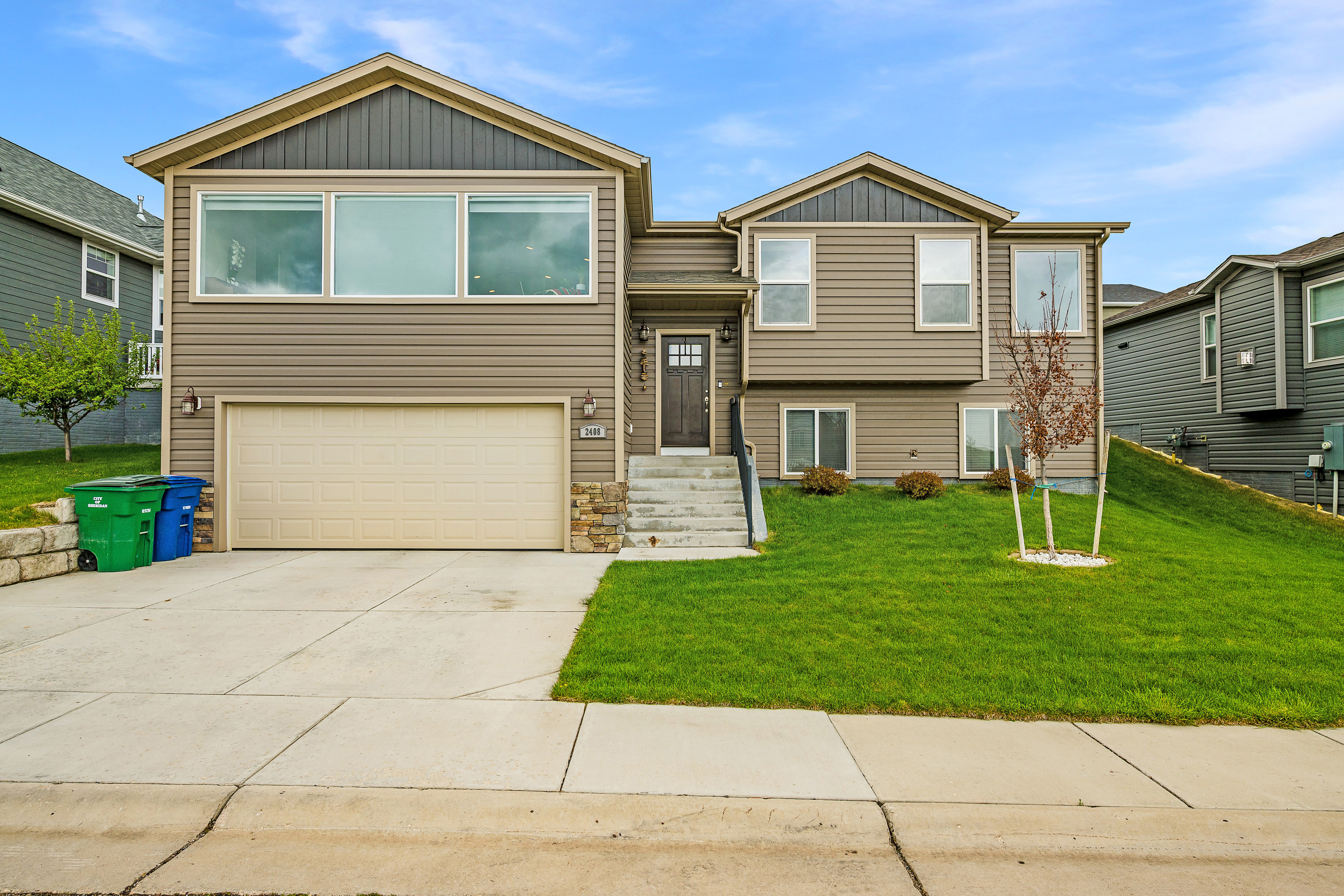 Sheridan, Wyoming, 82801, United States, 4 Bedrooms Bedrooms, ,3 BathroomsBathrooms,Residential,For Sale,1935181