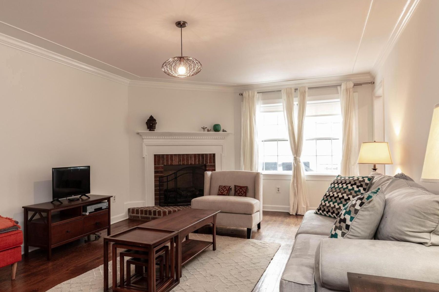  6304 Chaucer View Circle, Alexandria, VA, 22304 - 物件實景
