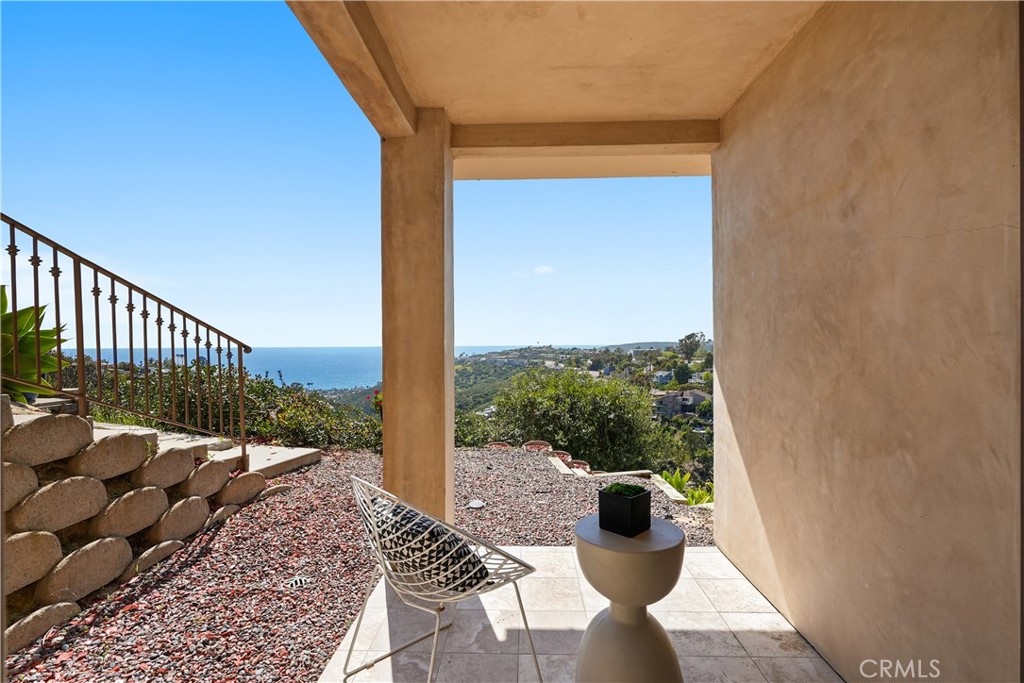Laguna Beach, California, 92651, United States, 5 Bedrooms Bedrooms, ,6 BathroomsBathrooms,Residential,For Sale,1908512