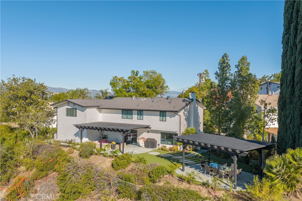 Woodland Hills, California, 91367, United States, 5 Bedrooms Bedrooms, ,4 BathroomsBathrooms,Residential,For Sale,2003511