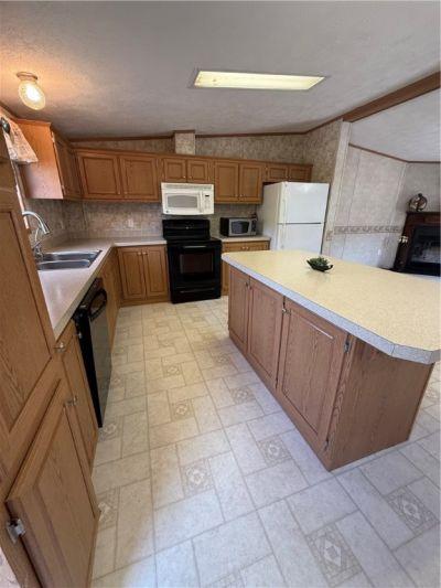 Unadilla, New York, 13849, United States, 3 Bedrooms Bedrooms, ,2 BathroomsBathrooms,Residential,For Sale,1850052