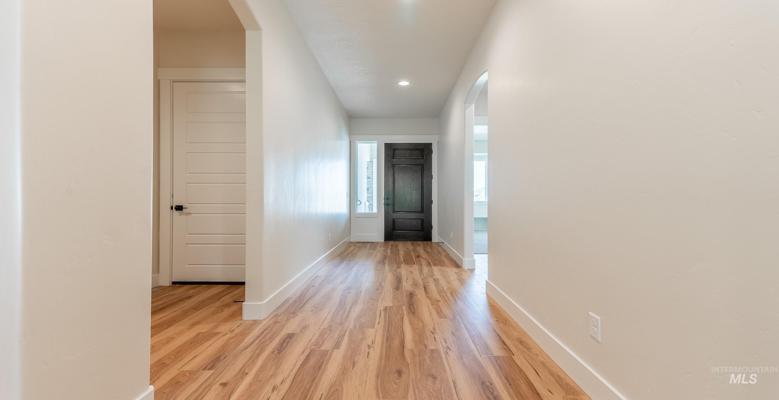 Nampa, Idaho, 83686, United States, 3 Bedrooms Bedrooms, ,Residential,For Sale,1932360