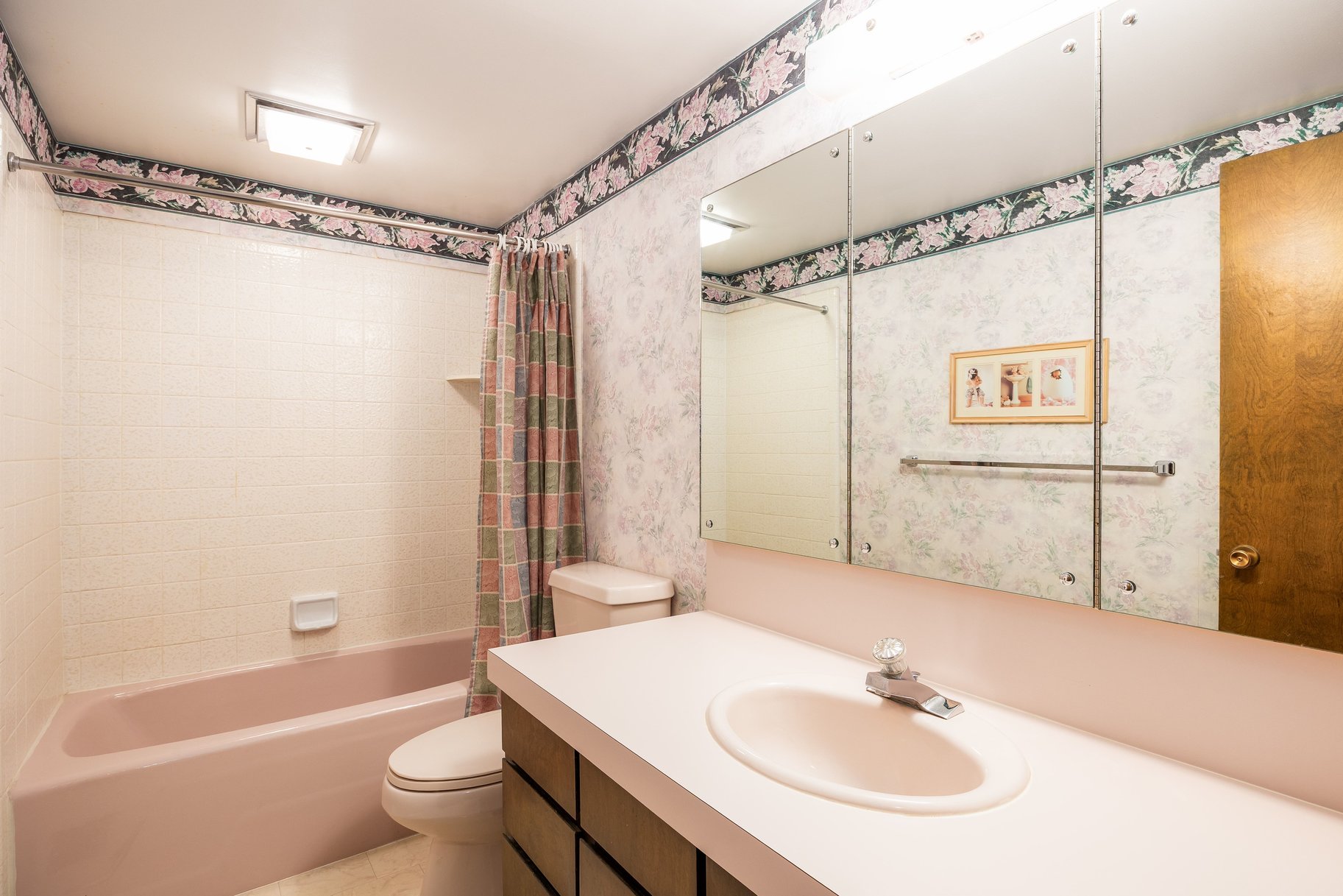 Spacious Living in an Established Springville Neighborhood - 物件實景