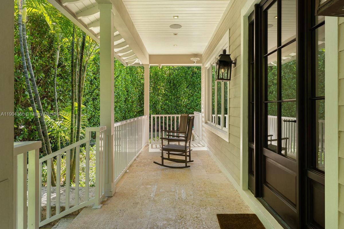 Miami Beach, Florida, 33140, United States, 4 Bedrooms Bedrooms, ,6 BathroomsBathrooms,Residential,For Sale,1992066