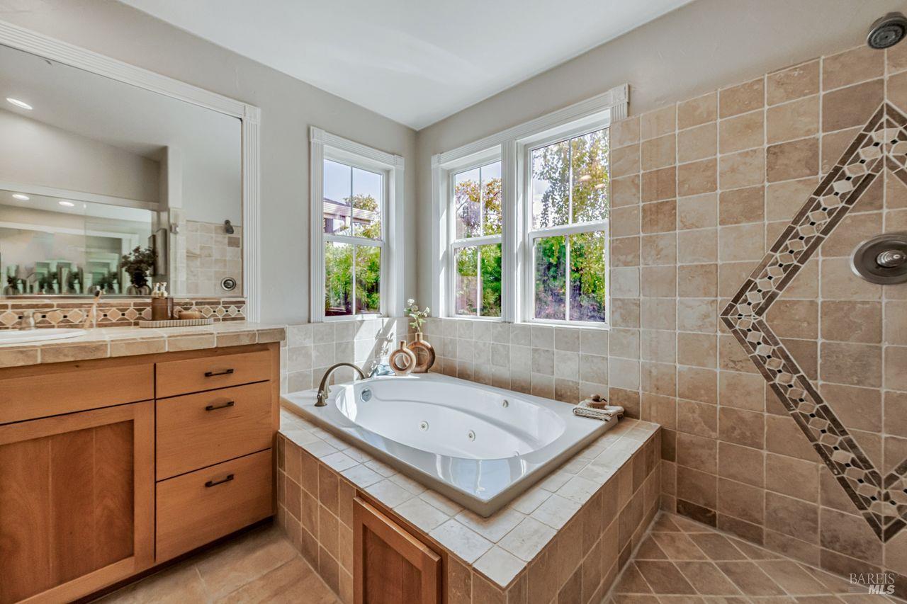 Novato, California, 94949, United States, 5 Bedrooms Bedrooms, ,3 BathroomsBathrooms,Residential,For Sale,1941742