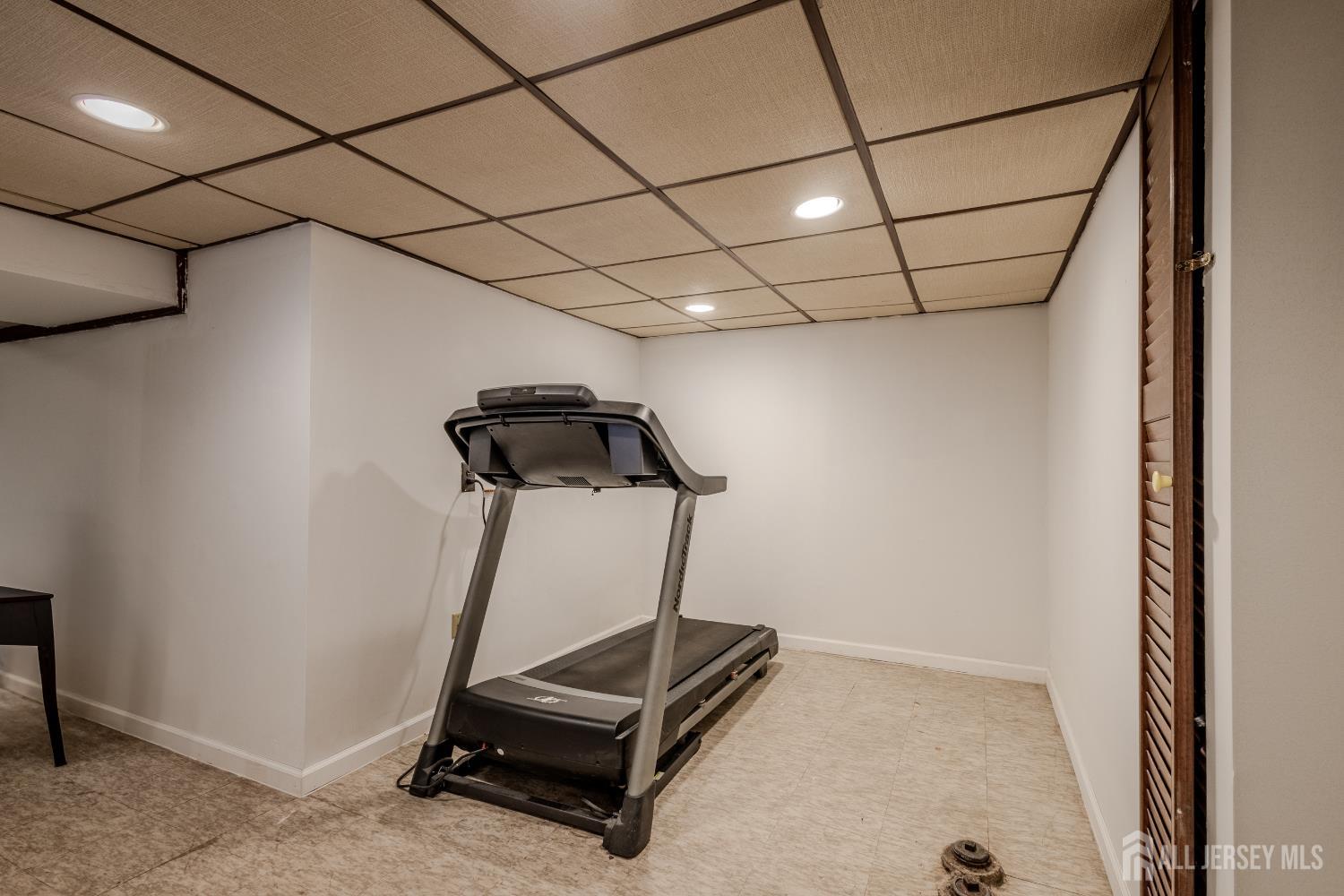 East Brunswick, New Jersey, 08816, United States, 4 Bedrooms Bedrooms, ,4 BathroomsBathrooms,Residential,For Sale,1900919