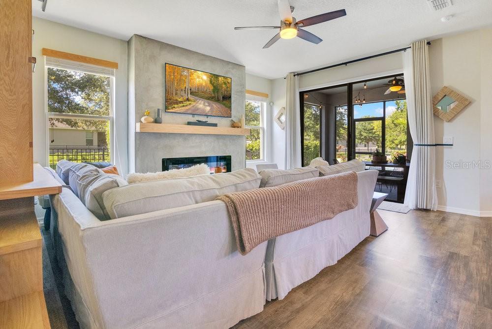 Winter Garden, Florida, 34787, United States, 4 Bedrooms Bedrooms, ,4 BathroomsBathrooms,Residential,For Sale,1828457