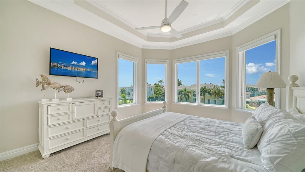 Longboat Key, Florida, 34228, United States, 4 Bedrooms Bedrooms, ,5 BathroomsBathrooms,Residential,For Sale,1999864