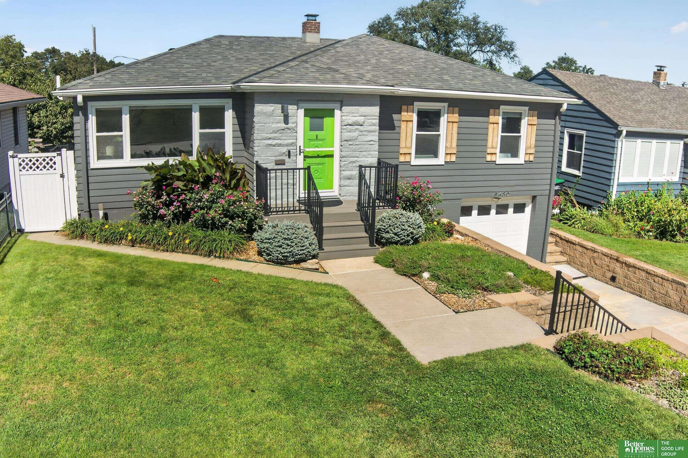 Spring St, Omaha, NE 68106