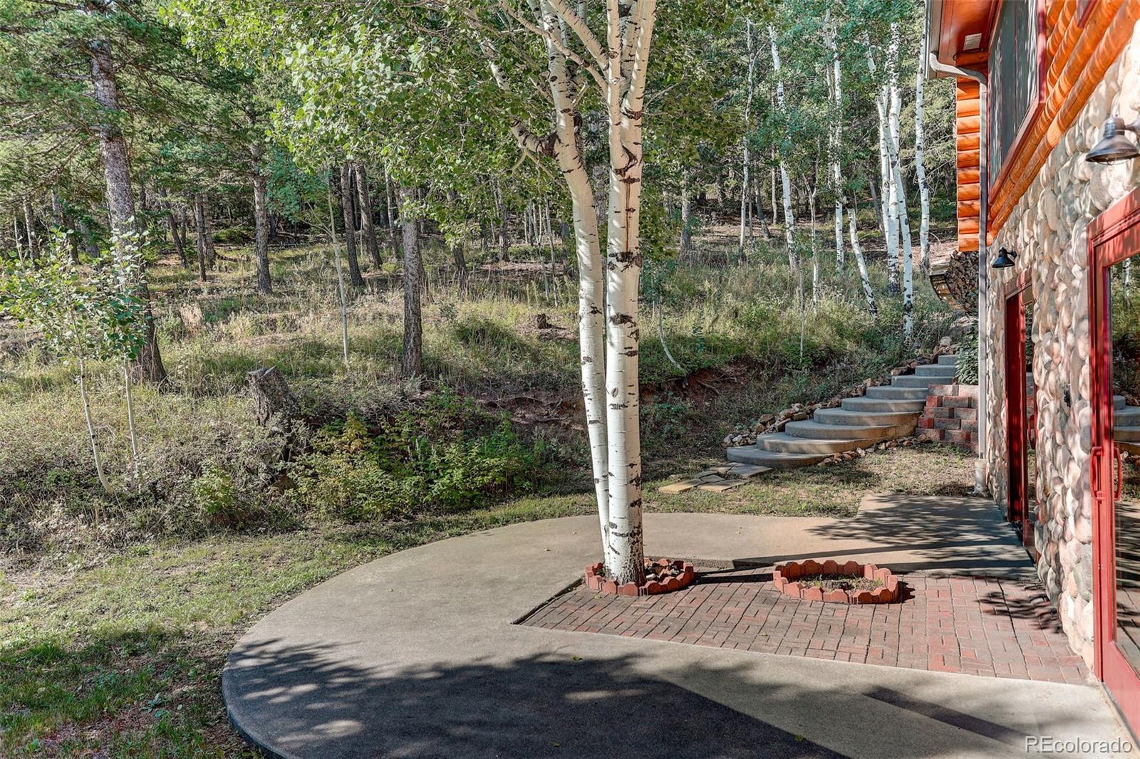 Golden, Colorado, 80403, United States, 3 Bedrooms Bedrooms, ,1 BathroomBathrooms,Residential,For Sale,1951002