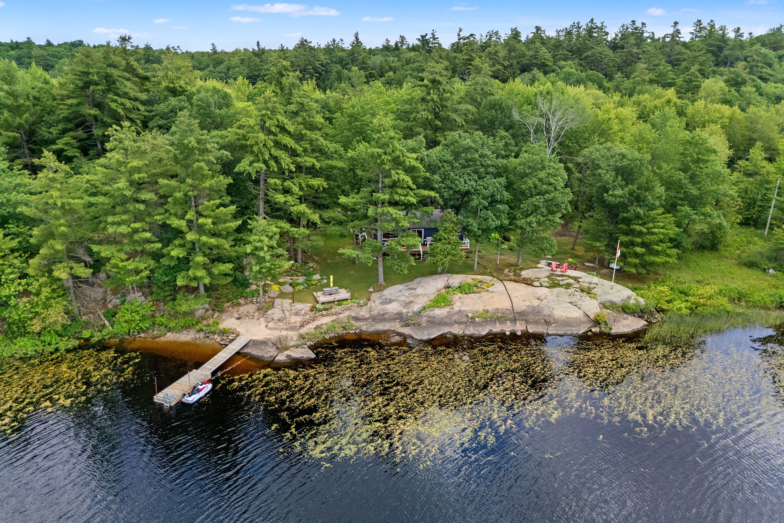 Gibson Lake Family Cottage - 物件實景