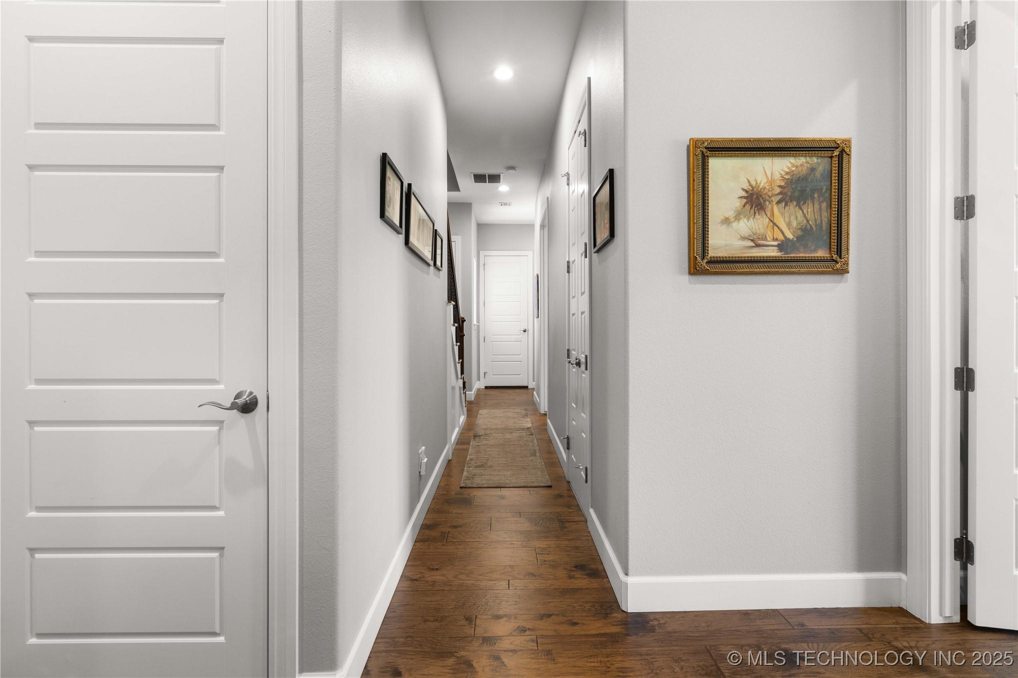 Fort Gibson, Oklahoma, 74434, United States, 4 Bedrooms Bedrooms, ,4 BathroomsBathrooms,Residential,For Sale,2005878