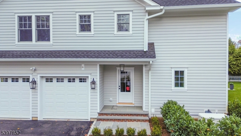 Chatham Twp., New Jersey, 07928, United States, 7 Bedrooms Bedrooms, ,8 BathroomsBathrooms,Residential,For Sale,1995947