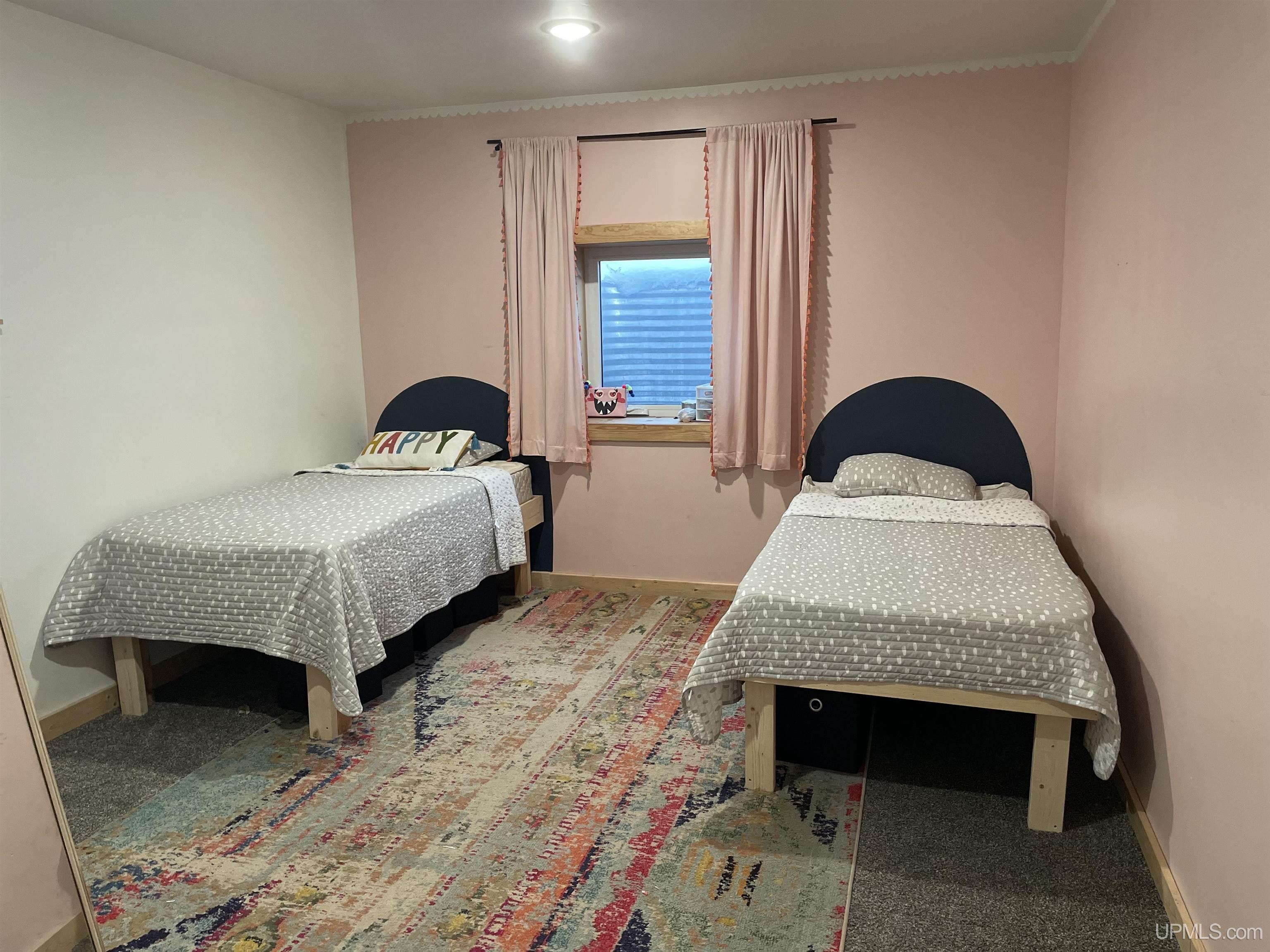 Hancock, Michigan, 49930, United States, 5 Bedrooms Bedrooms, ,3 BathroomsBathrooms,Residential,For Sale,1920535