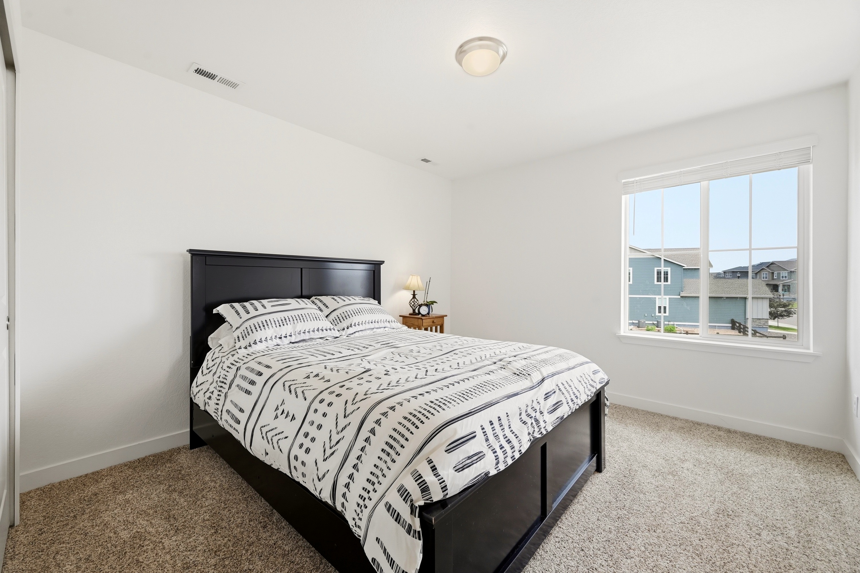 Thornton, Colorado, 80602, United States, 4 Bedrooms Bedrooms, ,2 BathroomsBathrooms,Residential,For Sale,2048657