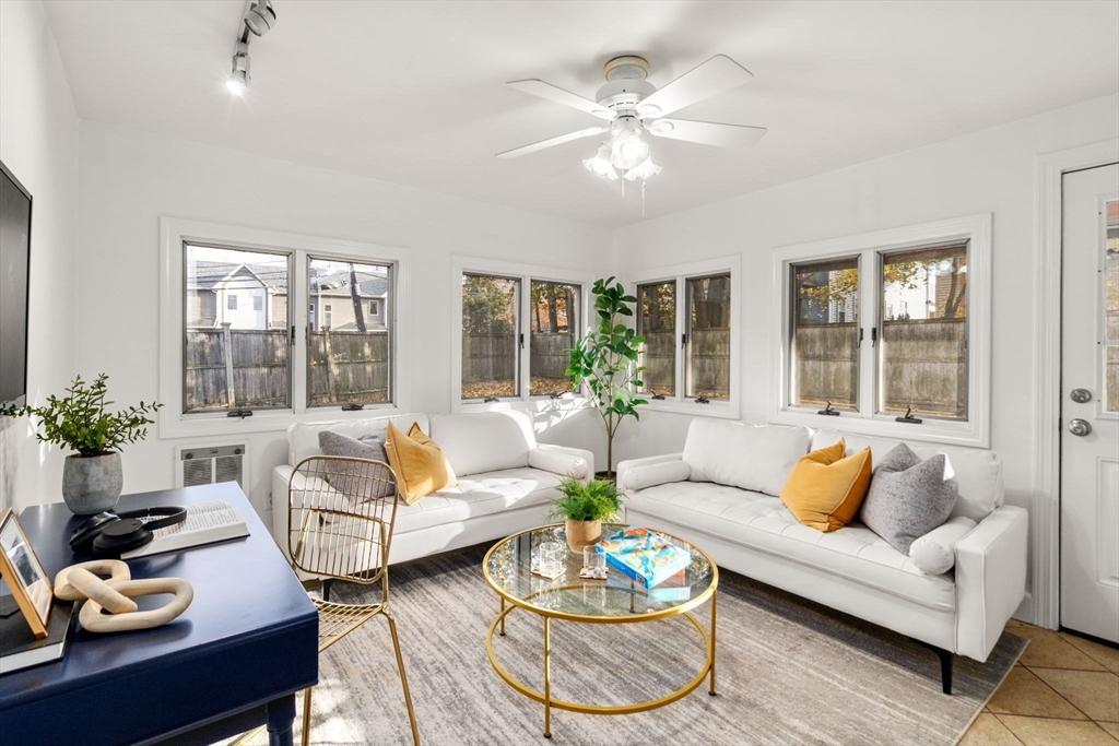 Belmont, Massachusetts, 02478, United States, 3 Bedrooms Bedrooms, ,3 BathroomsBathrooms,Residential,For Sale,1991610