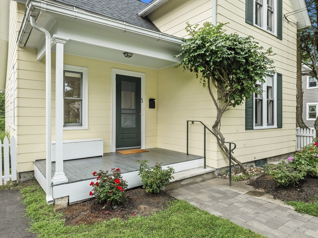 Concord, Massachusetts, 01742, United States, 3 Bedrooms Bedrooms, ,1 BathroomBathrooms,Residential,For Sale,1896713