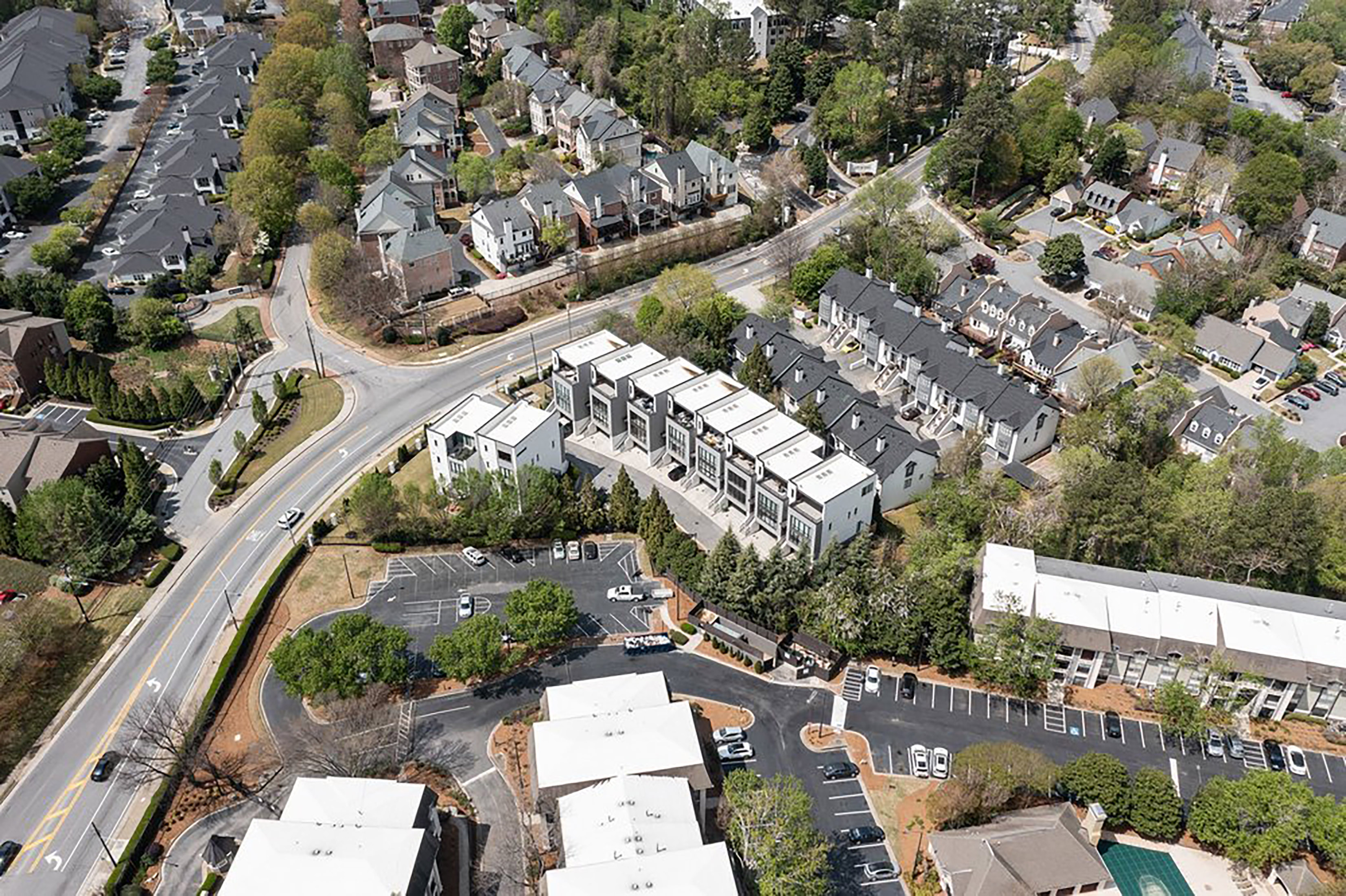  Luxury Buckhead Townhome with Fourth Floor Sky Lounge and Elevator - 物件實景