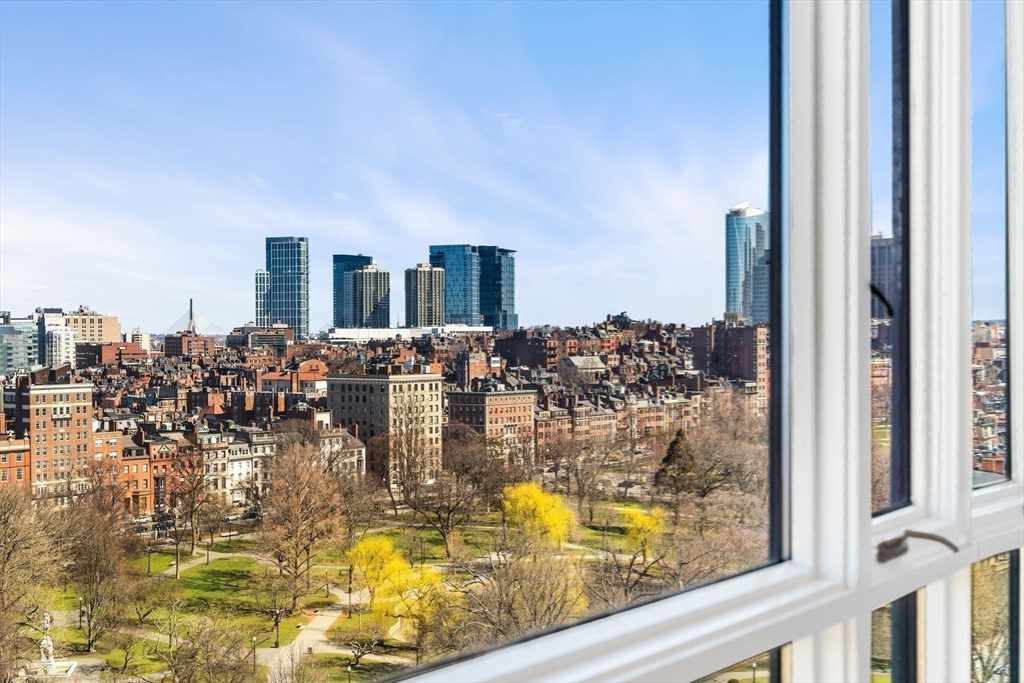 Boston, Massachusetts, 02116, United States, 3 Bedrooms Bedrooms, ,3 BathroomsBathrooms,Residential,For Sale,1850215