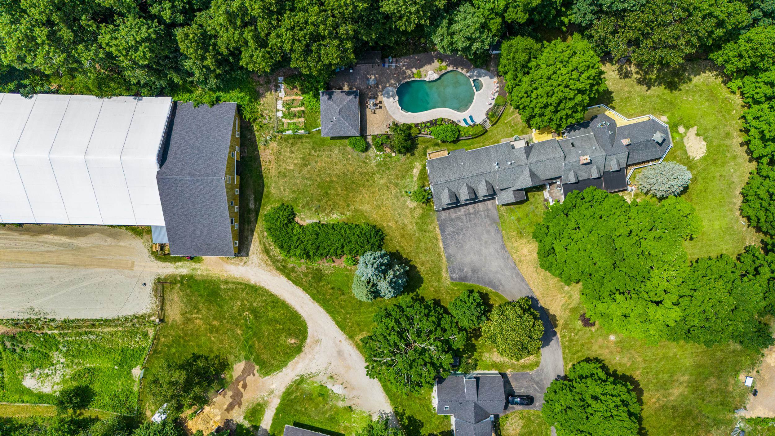 Hollis, New Hampshire, 03049, United States, 7 Bedrooms Bedrooms, ,5 BathroomsBathrooms,Residential,For Sale,1934449