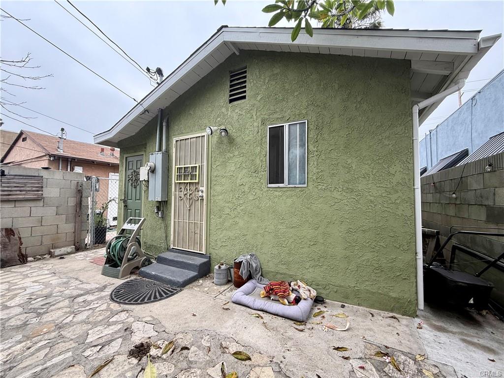 Azusa, California, 91702, United States, 6 Bedrooms Bedrooms, ,Residential,For Sale,2048732