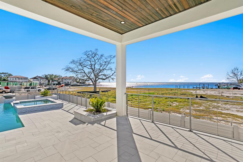 5032 W Longfellow Avenue, Tampa, Florida, 33629, United States, 5 Bedrooms Bedrooms, ,8 BathroomsBathrooms,Residential,For Sale,5032 W Longfellow Avenue,1414104