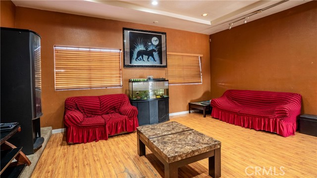 Lynwood, California, 90262, United States, 5 Bedrooms Bedrooms, ,4 BathroomsBathrooms,Residential,For Sale,2011680