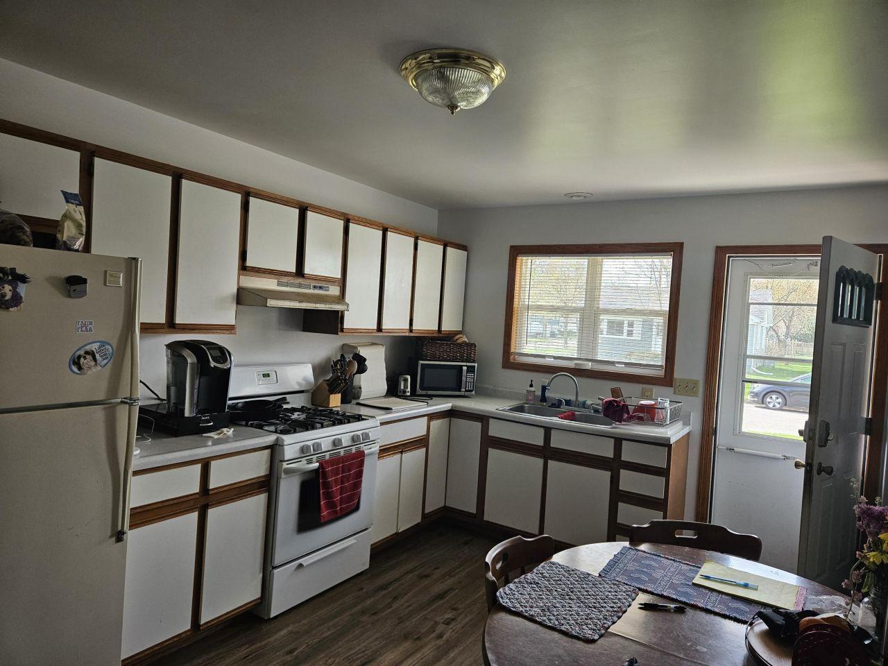 Lake Geneva, Wisconsin, 53147, United States, 6 Bedrooms Bedrooms, ,3 BathroomsBathrooms,Residential,For Sale,1794496