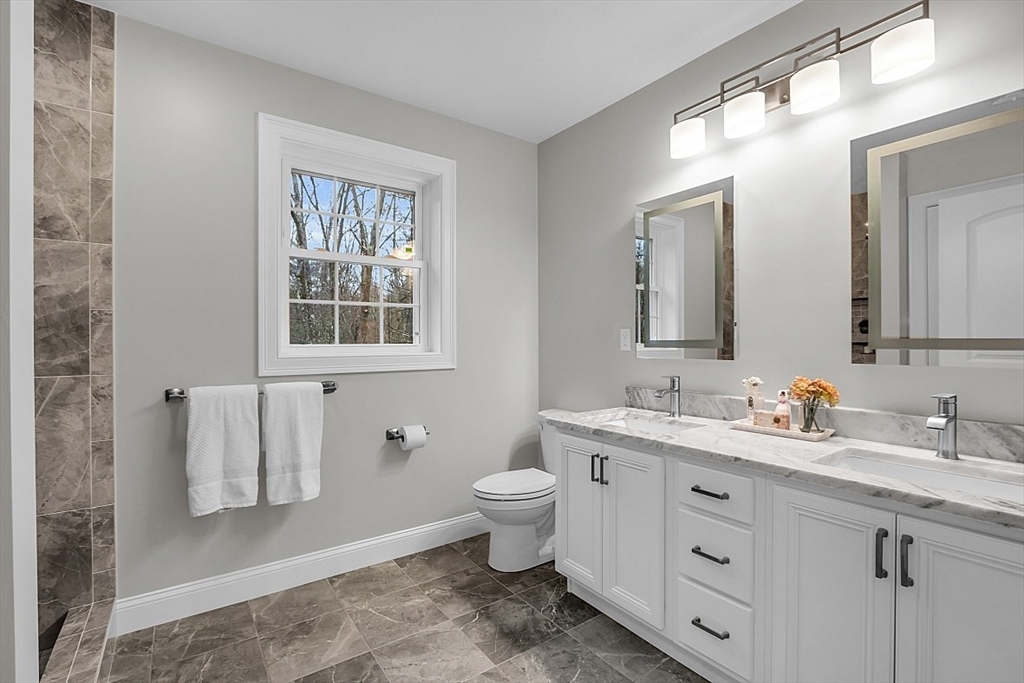 Leominster, Massachusetts, 01453, United States, 4 Bedrooms Bedrooms, ,3 BathroomsBathrooms,Residential,For Sale,1828563