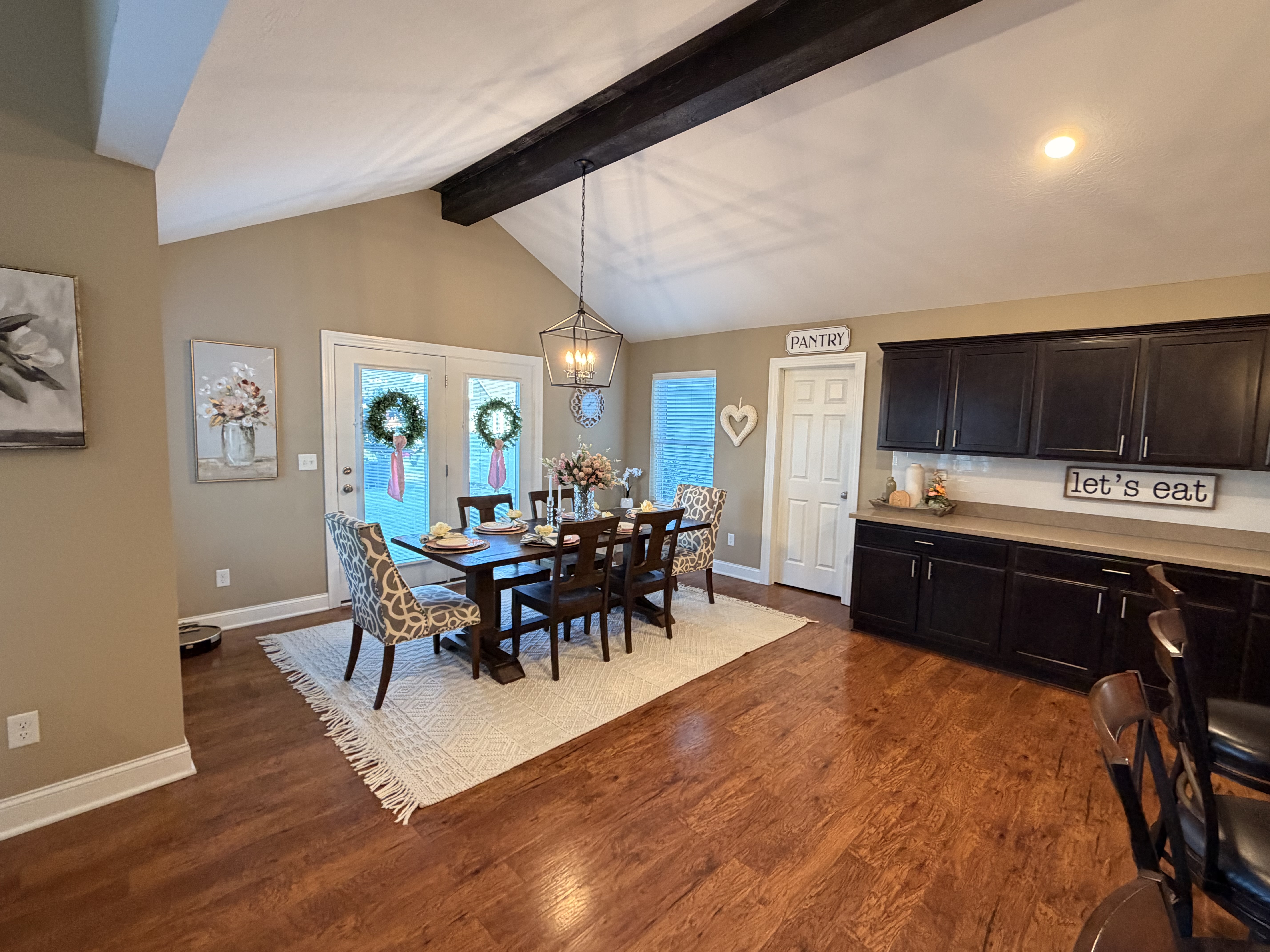 Ironton, Ohio, 45638, United States, 3 Bedrooms Bedrooms, ,4 BathroomsBathrooms,Residential,For Sale,2049357