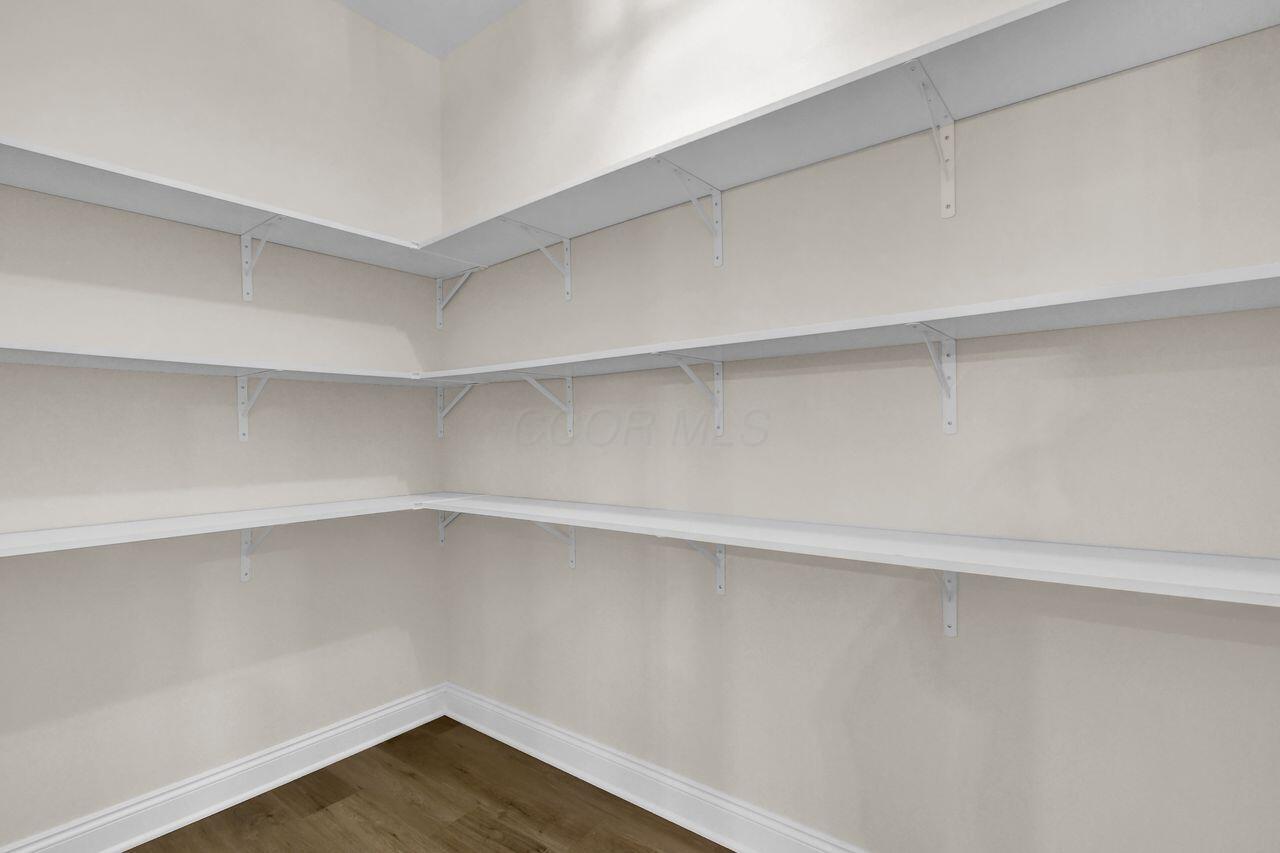 Thornville, Ohio, 43076, United States, 4 Bedrooms Bedrooms, ,4 BathroomsBathrooms,Residential,For Sale,1998970