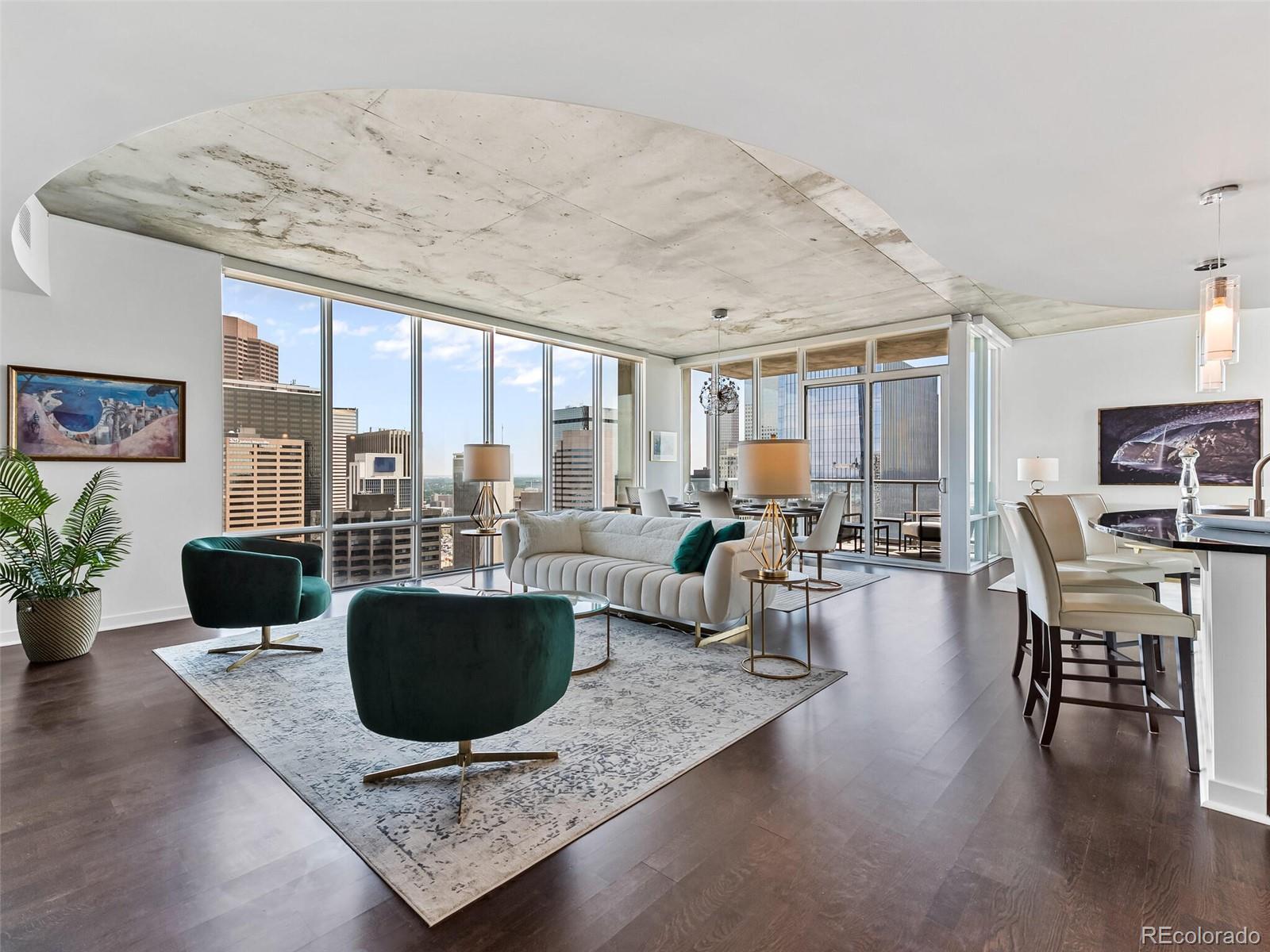 Denver, Colorado, 80202, United States, 2 Bedrooms Bedrooms, ,3 BathroomsBathrooms,Residential,For Sale,1989378