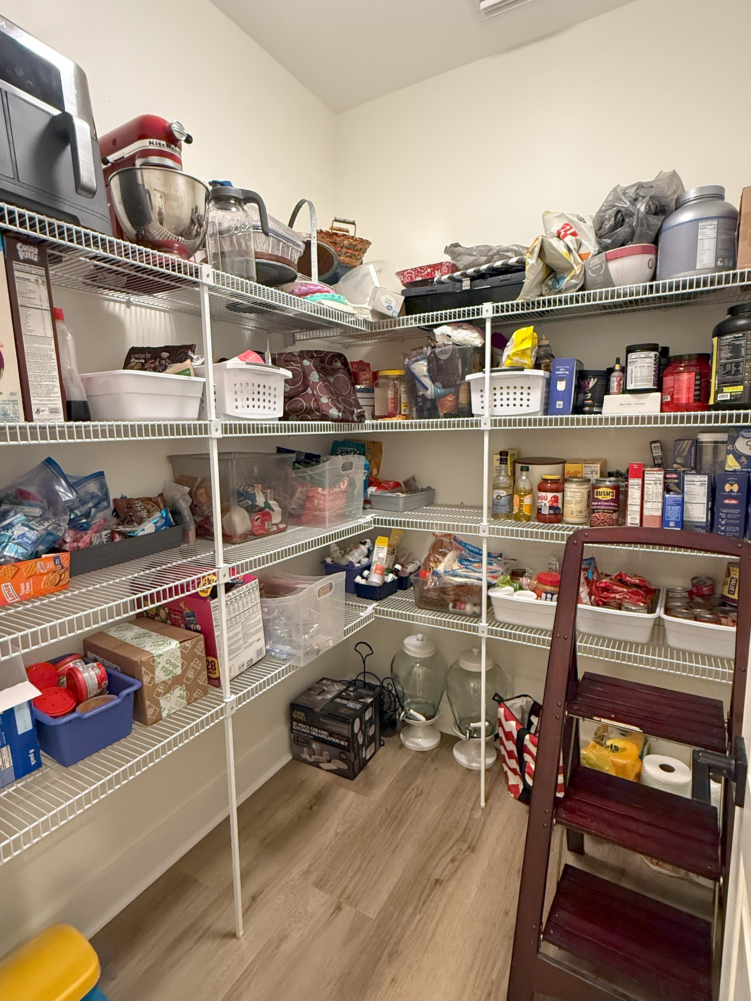 Headland, Alabama, 36345, United States, 4 Bedrooms Bedrooms, ,4 BathroomsBathrooms,Residential,For Sale,1977217