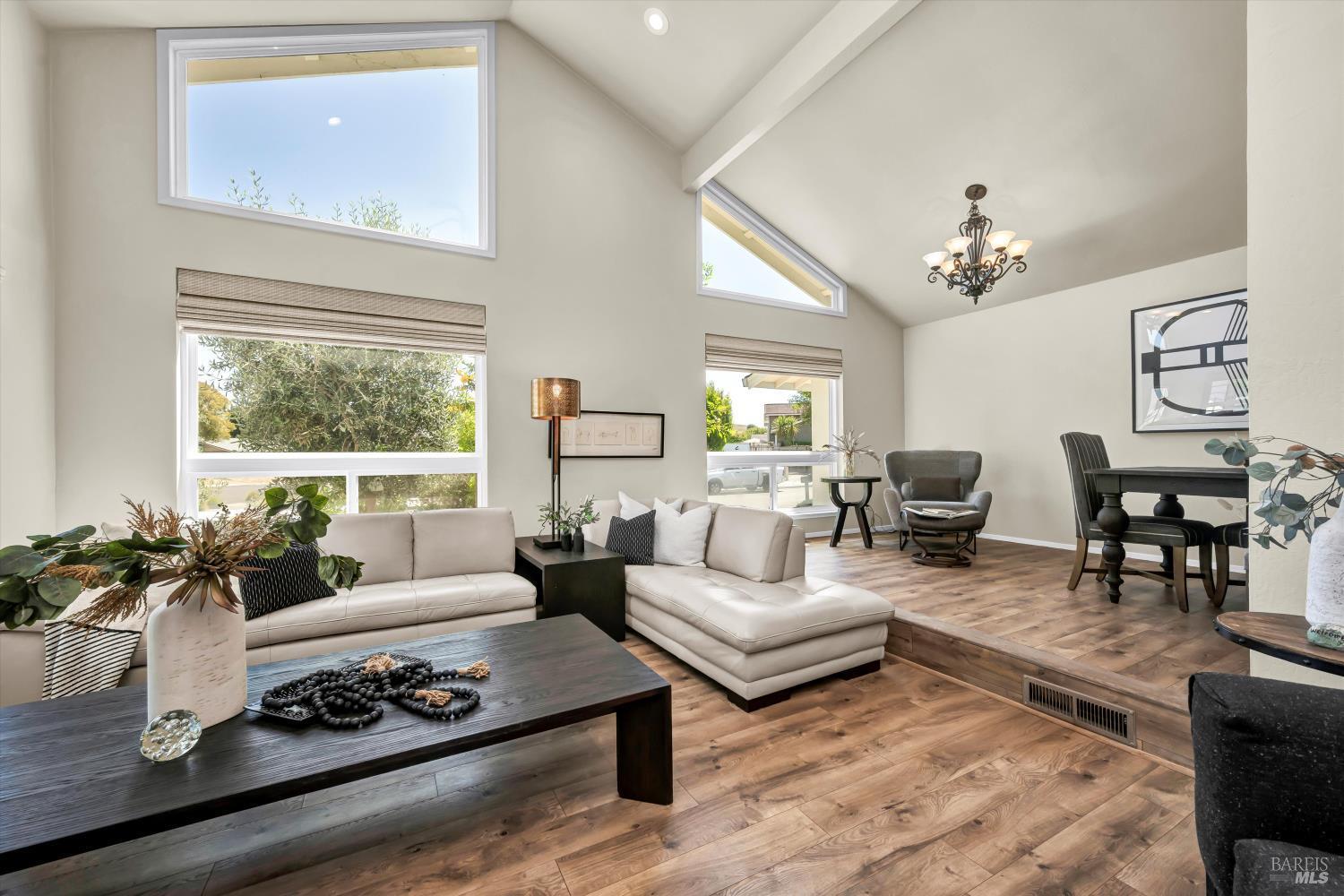Napa, California, 94558, United States, 4 Bedrooms Bedrooms, ,2 BathroomsBathrooms,Residential,For Sale,1926171