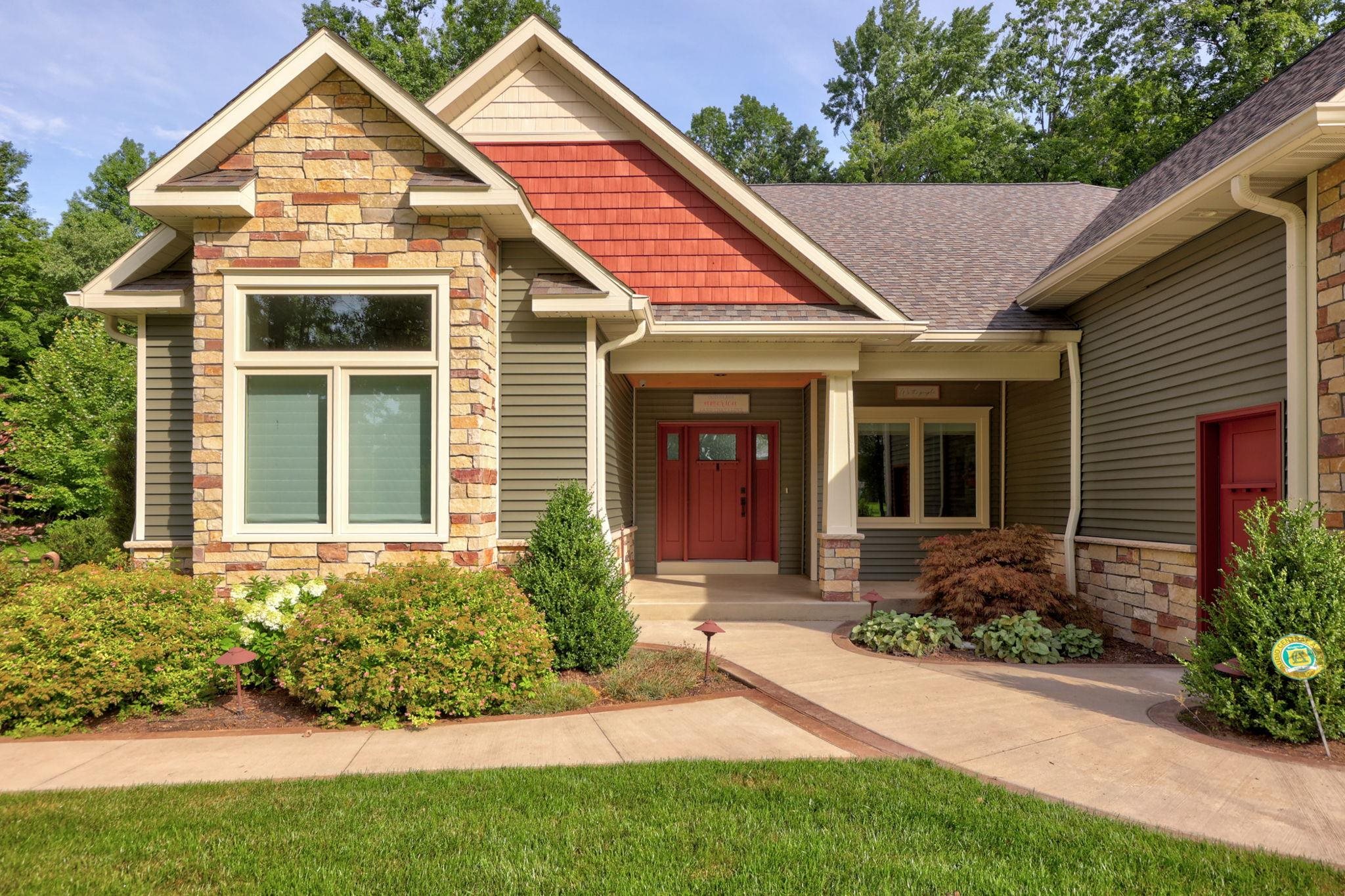 Birch Run, Michigan, 48415, United States, 3 Bedrooms Bedrooms, ,5 BathroomsBathrooms,Residential,For Sale,1977323