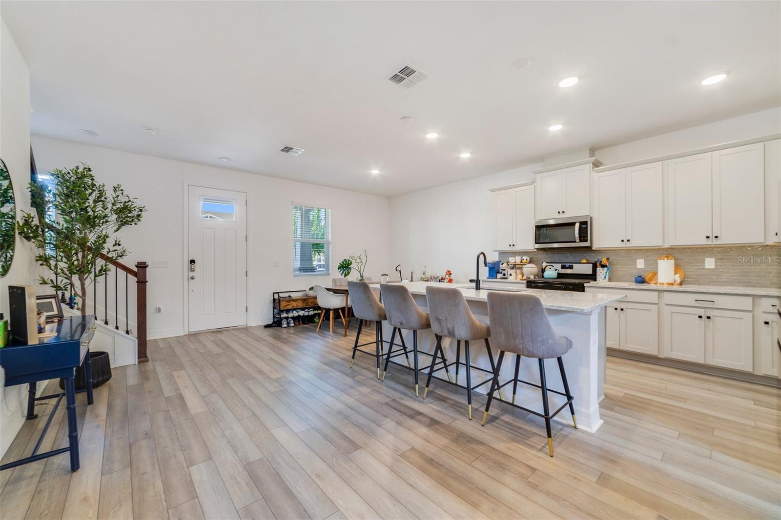CELEBRATION, Florida, 34747, United States, 3 Bedrooms Bedrooms, ,3 BathroomsBathrooms,Residential,For Sale,1923749