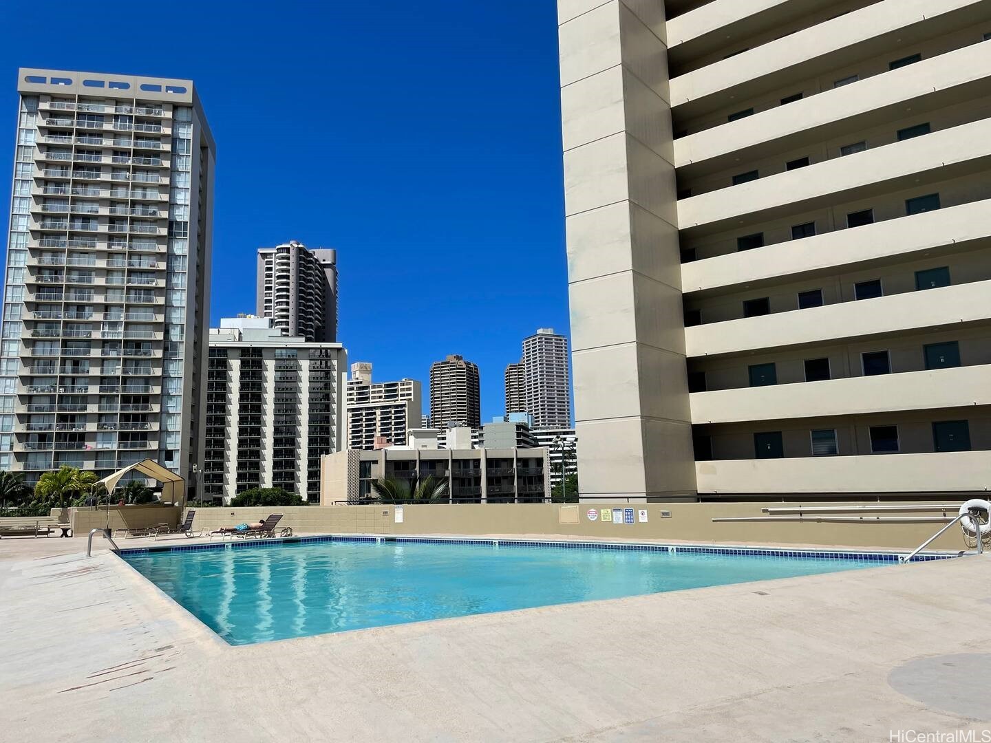 Honolulu, Hawaii, 96815, United States, 1 Bedroom Bedrooms, ,2 BathroomsBathrooms,Residential,For Sale,1890656