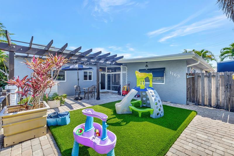Boca Raton, Florida, 33432, United States, 4 Bedrooms Bedrooms, ,2 BathroomsBathrooms,Residential,For Sale,1795582