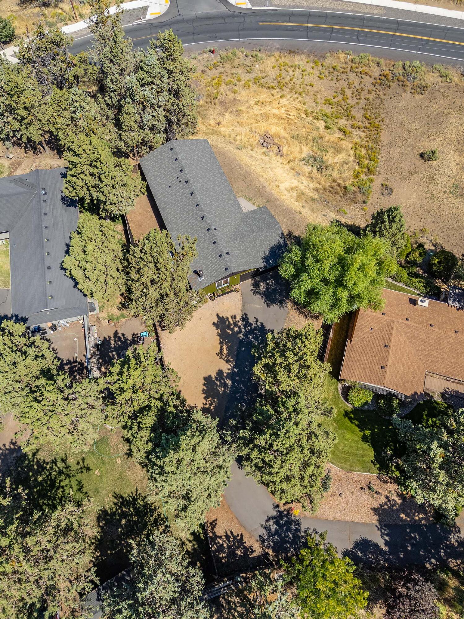 Bend, Oregon, 97701, United States, 3 Bedrooms Bedrooms, ,2 BathroomsBathrooms,Residential,For Sale,1913585