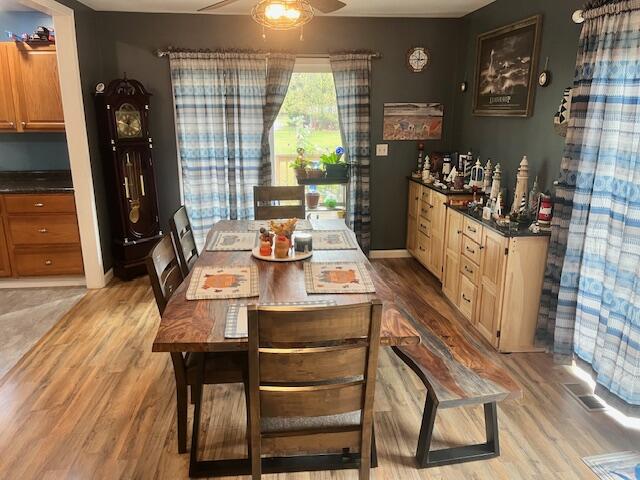 Branch, Michigan, 49402, United States, 5 Bedrooms Bedrooms, ,4 BathroomsBathrooms,Residential,For Sale,1986273