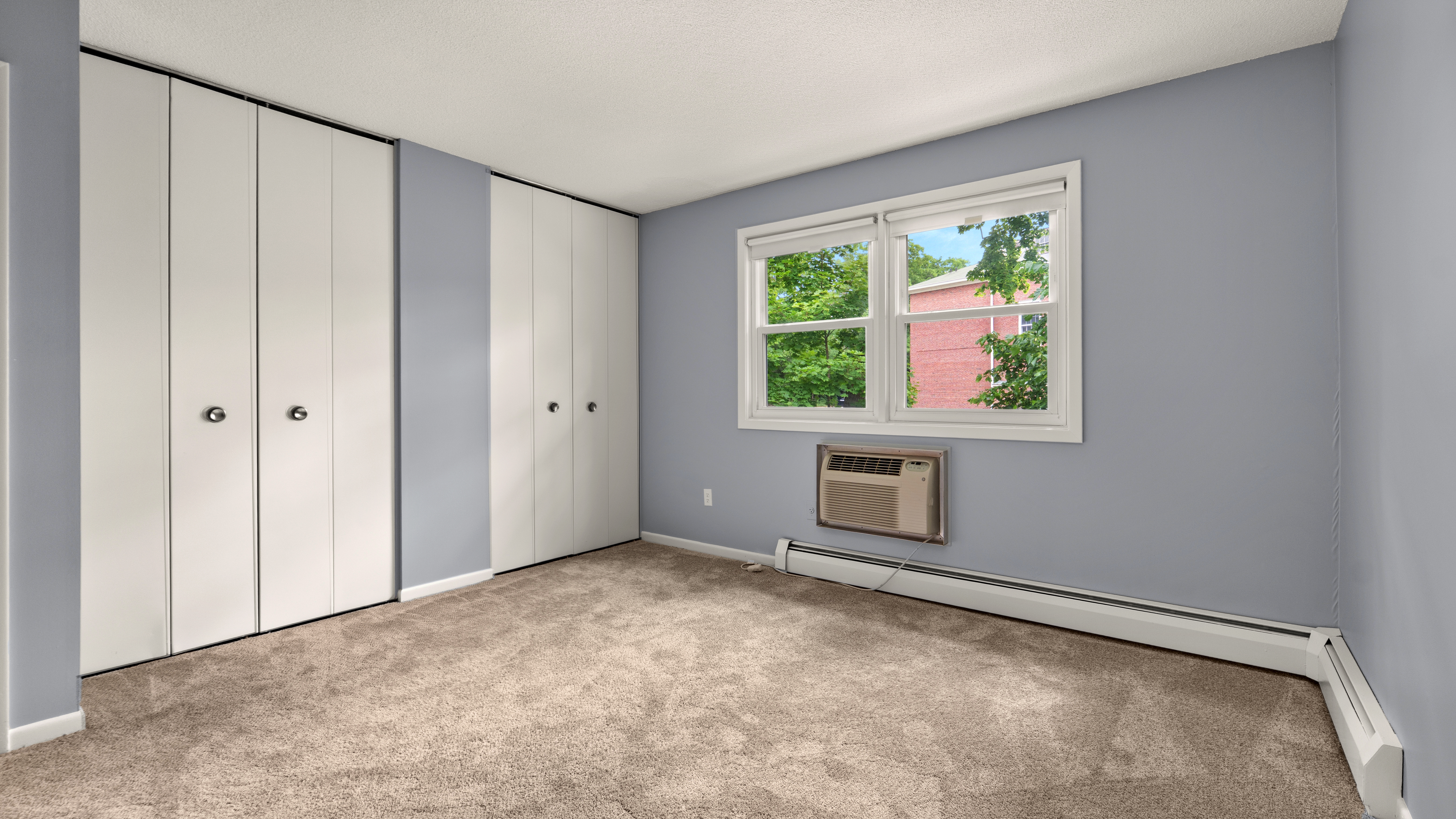  Convenient Lenox Condo - 物件實景