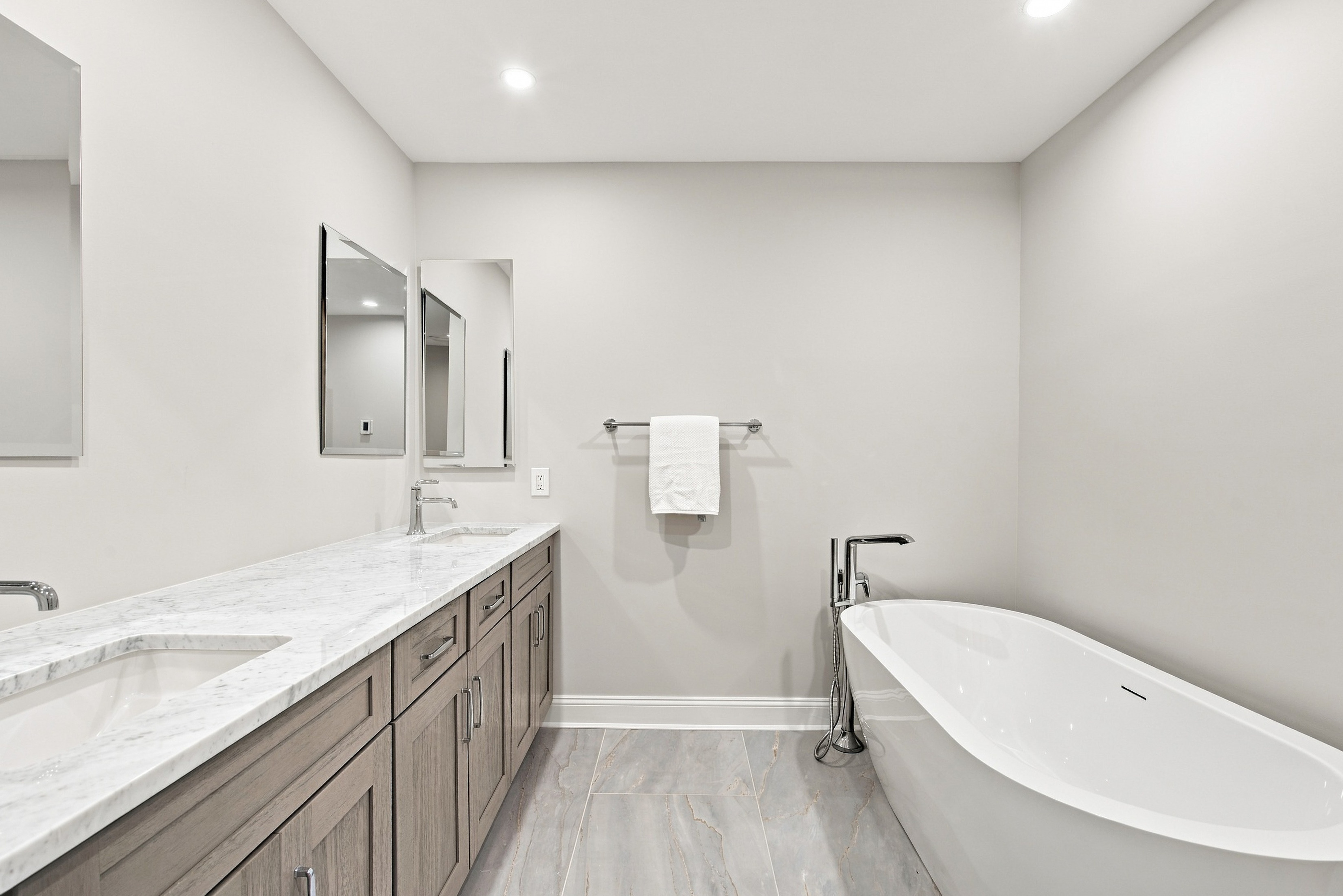  3 Willada Lane, Glen Cove, NY, 11542 - 物件實景